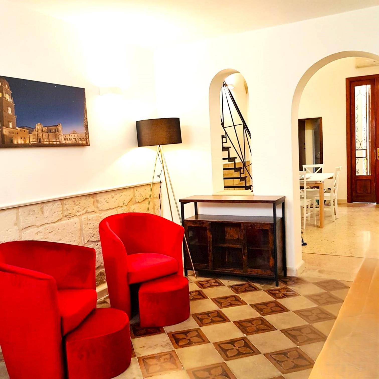 Villa Casa Dante Deliziosa Casa A Due Passi Dal Centro Lecce Exterior foto